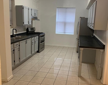 4841 S Evans Avenue - Photo Thumbnail 3