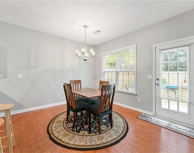 3218 Saville Street - Photo Thumbnail 3