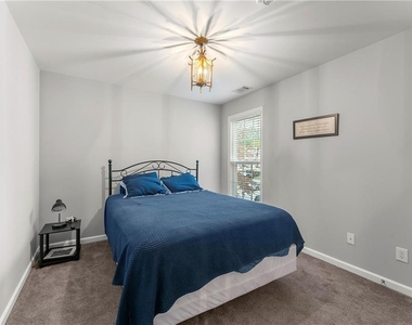 3218 Saville Street - Photo Thumbnail 8