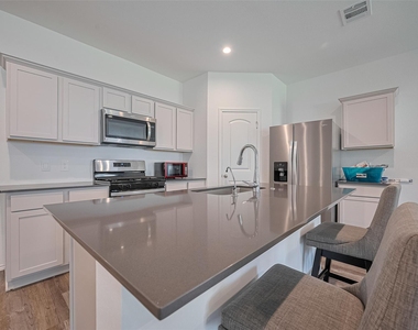 40434 Basalt Elm Road - Photo Thumbnail 11