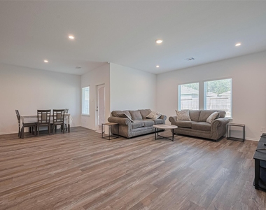 40434 Basalt Elm Road - Photo Thumbnail 7