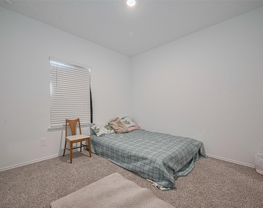 40434 Basalt Elm Road - Photo Thumbnail 15
