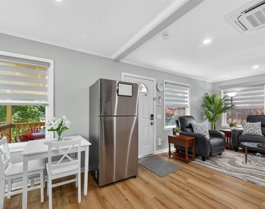407 1/2 Fairbanks Street - Photo Thumbnail 11