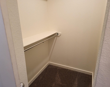 21155 Gosling Road - Photo Thumbnail 21