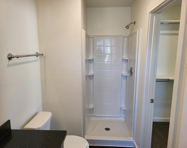 21155 Gosling Road - Photo Thumbnail 28