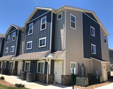 21155 Gosling Road - Photo Thumbnail 2