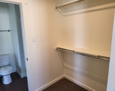 21155 Gosling Road - Photo Thumbnail 19