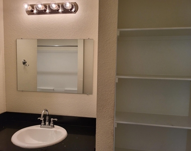 21155 Gosling Road - Photo Thumbnail 17
