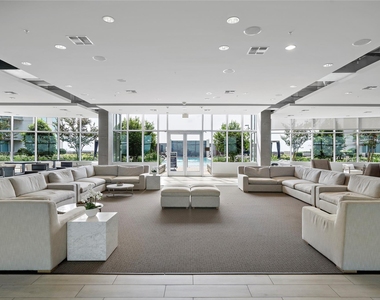 5925 Almeda Road - Photo Thumbnail 17