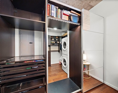 5925 Almeda Road - Photo Thumbnail 12