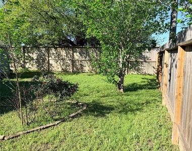 15823 Regal Trace Lane - Photo Thumbnail 20