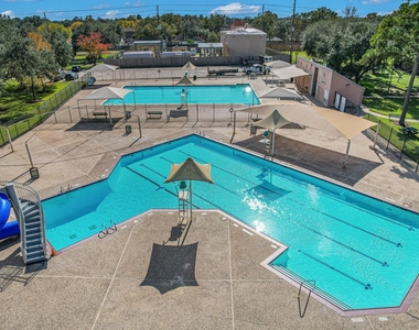 13231 Harpers Bridge Dr Drive - Photo Thumbnail 20