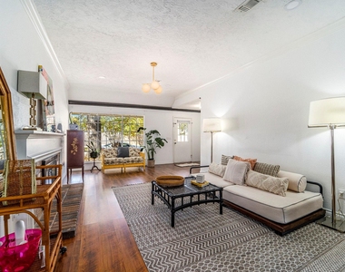 13231 Harpers Bridge Dr Drive - Photo Thumbnail 1