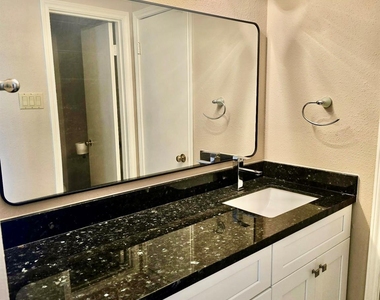 5510 Deep Forest Drive - Photo Thumbnail 9