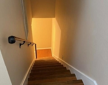 5510 Deep Forest Drive - Photo Thumbnail 11
