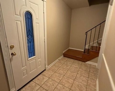 5510 Deep Forest Drive - Photo Thumbnail 2