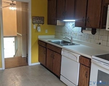 1007 Ethelwood Road - Photo Thumbnail 9