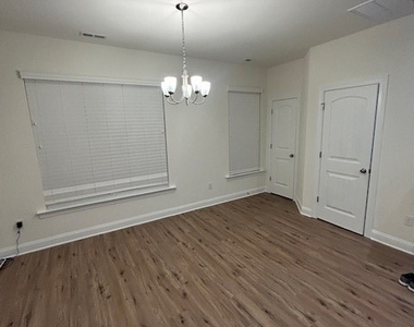 17067 Thornapple Court - Photo Thumbnail 11