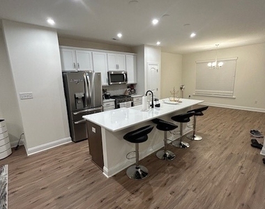 17067 Thornapple Court - Photo Thumbnail 9