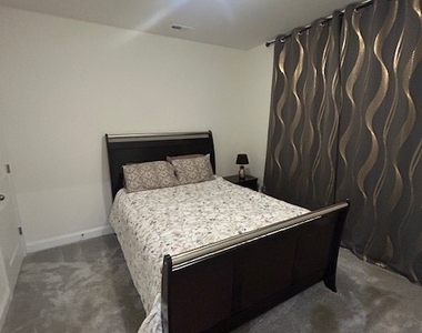 17067 Thornapple Court - Photo Thumbnail 6