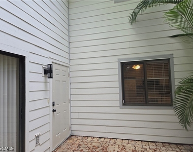 7752 Tamara Lee Court - Photo Thumbnail 5