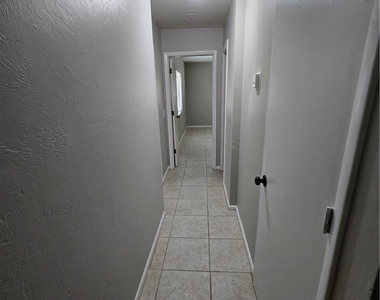 7752 Tamara Lee Court - Photo Thumbnail 17