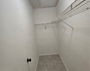 7752 Tamara Lee Court - Photo Thumbnail 25