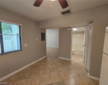 7752 Tamara Lee Court - Photo Thumbnail 12