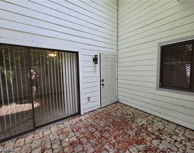 7752 Tamara Lee Court - Photo Thumbnail 7
