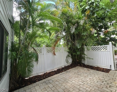7752 Tamara Lee Court - Photo Thumbnail 30