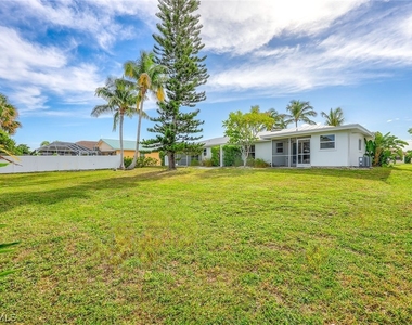 527 109th Avenue N - Photo Thumbnail 18