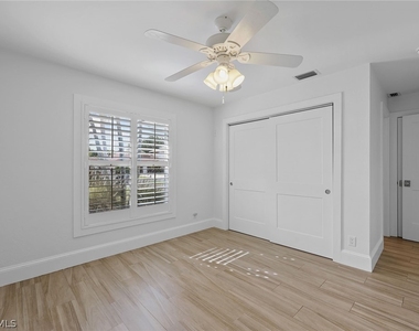 527 109th Avenue N - Photo Thumbnail 14