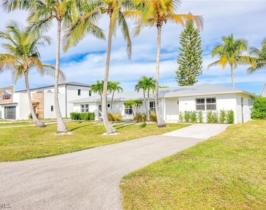 527 109th Avenue N - Photo Thumbnail 1