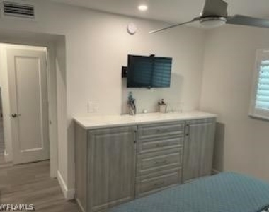 788 Park Shore Drive - Photo Thumbnail 8