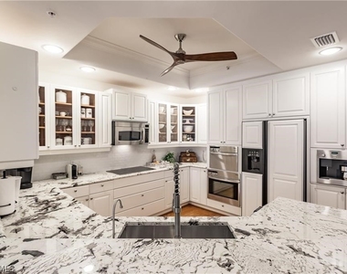 572 11th Avenue S - Photo Thumbnail 6