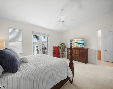 572 11th Avenue S - Photo Thumbnail 18