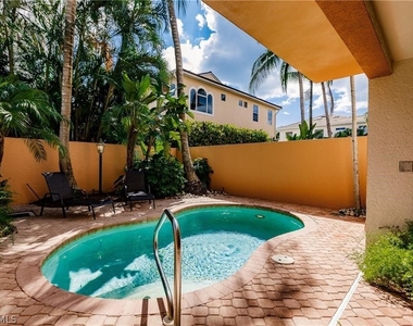 572 11th Avenue S - Photo Thumbnail 25
