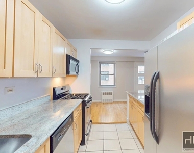 West 97th Street - Photo Thumbnail 3