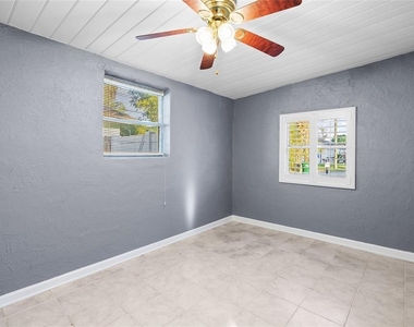 3611 W Anderson Avenue - Photo Thumbnail 12