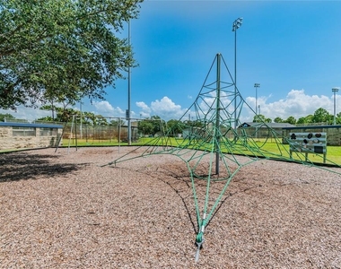 3611 W Anderson Avenue - Photo Thumbnail 24
