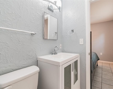 3611 W Anderson Avenue - Photo Thumbnail 26