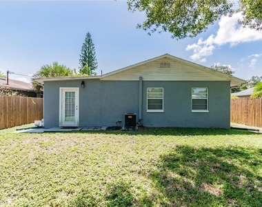 3611 W Anderson Avenue - Photo Thumbnail 18