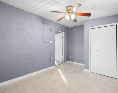 3611 W Anderson Avenue - Photo Thumbnail 11