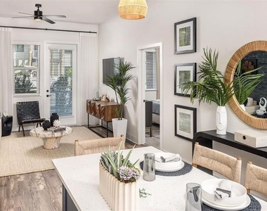 5127 W Tyson Avenue - Photo Thumbnail 62