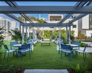 5127 W Tyson Avenue - Photo Thumbnail 25