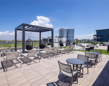 5127 W Tyson Avenue - Photo Thumbnail 15