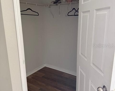 4306 Bayside Village Drive - Photo Thumbnail 12