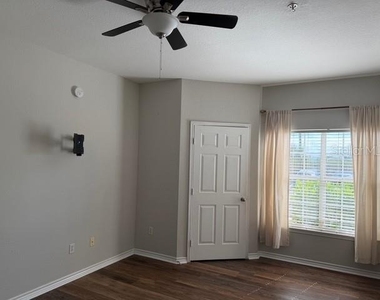 4306 Bayside Village Drive - Photo Thumbnail 15