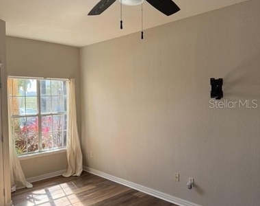 4306 Bayside Village Drive - Photo Thumbnail 9