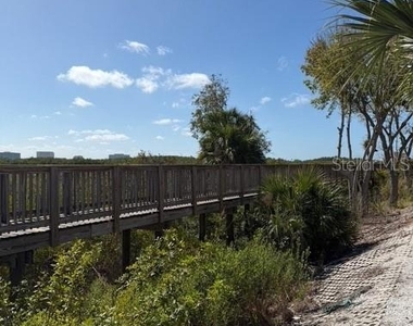 4306 Bayside Village Drive - Photo Thumbnail 3